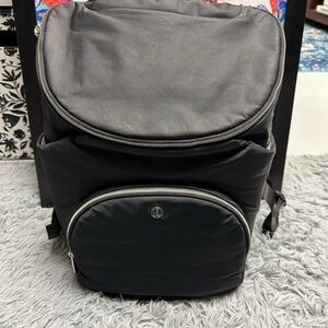 Lululemon new parent backpack 17L